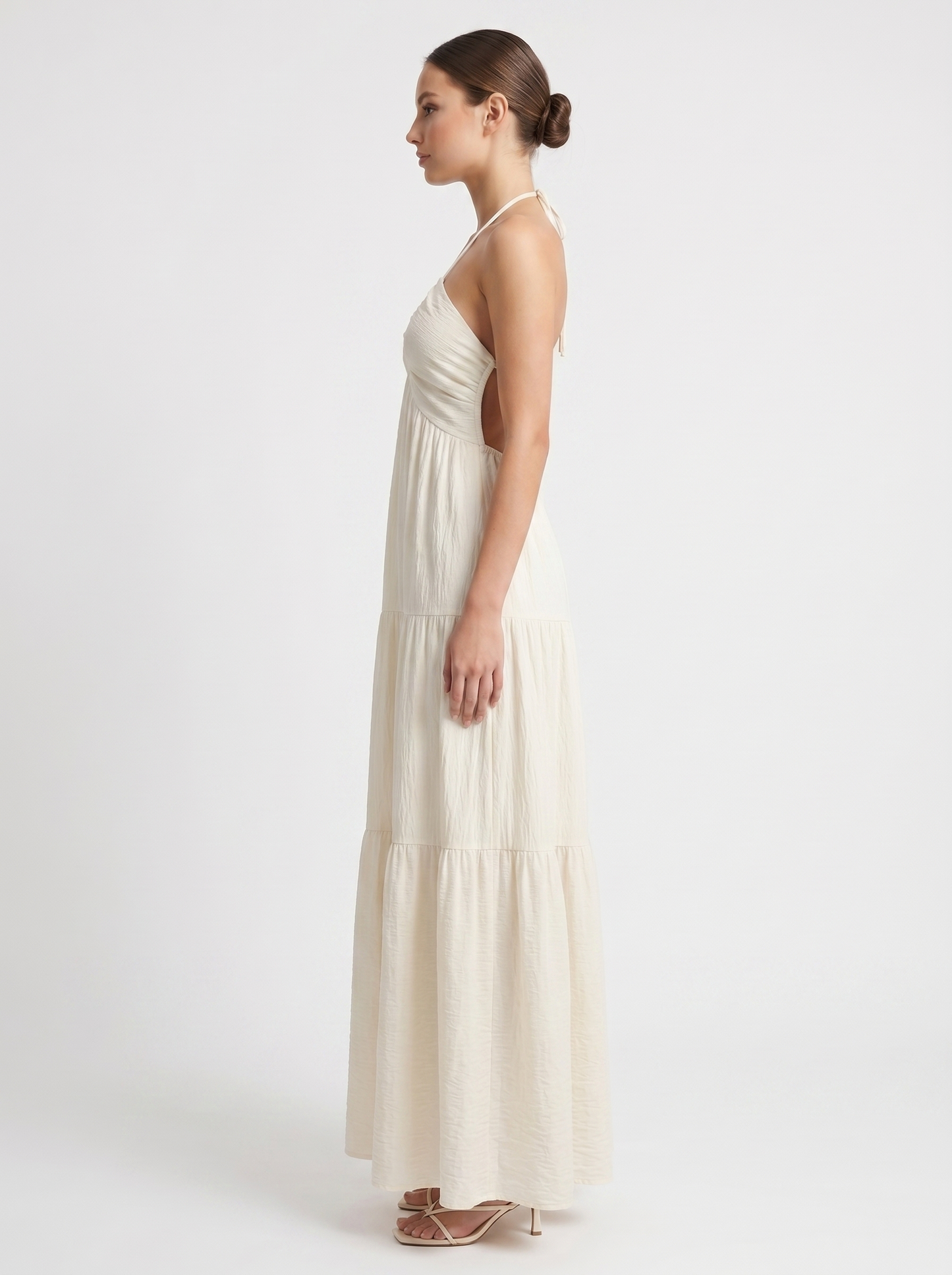 Valaisse™ - Flowy Halter Maxi Dress